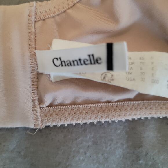 Chantelle 32DDD Bra C Magnifique Seamless Unlined Minimizer Nude Sand Adjustable - Picture 8 of 9